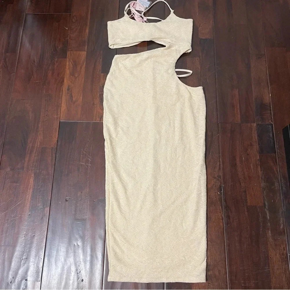 NWT Oh Polly Sonora Cut Out Dress Women’s Size 8 Cream - Picture 1 of 10